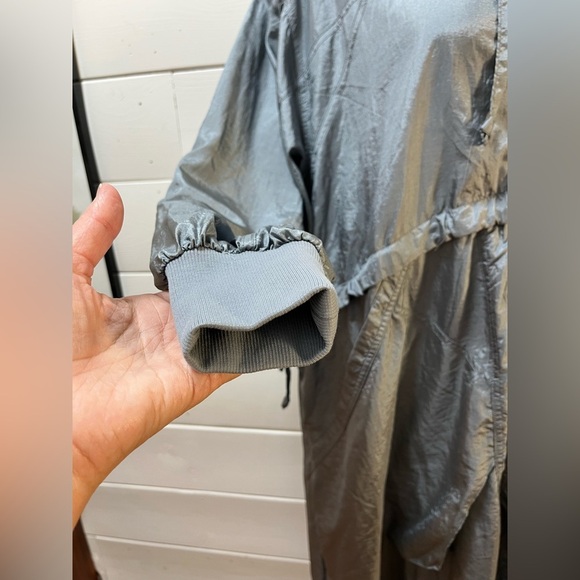 DAILY PRACTICE BY ANTHROPOLOGIE – Size M – Lightweight Blue Drawstring Jacket - Picture 4 of 12